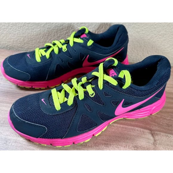 Nike Revolution 2 Women's Size 11 Running Shoes 554900-463 Sneakers - Black Pink - Picture 2 of 11